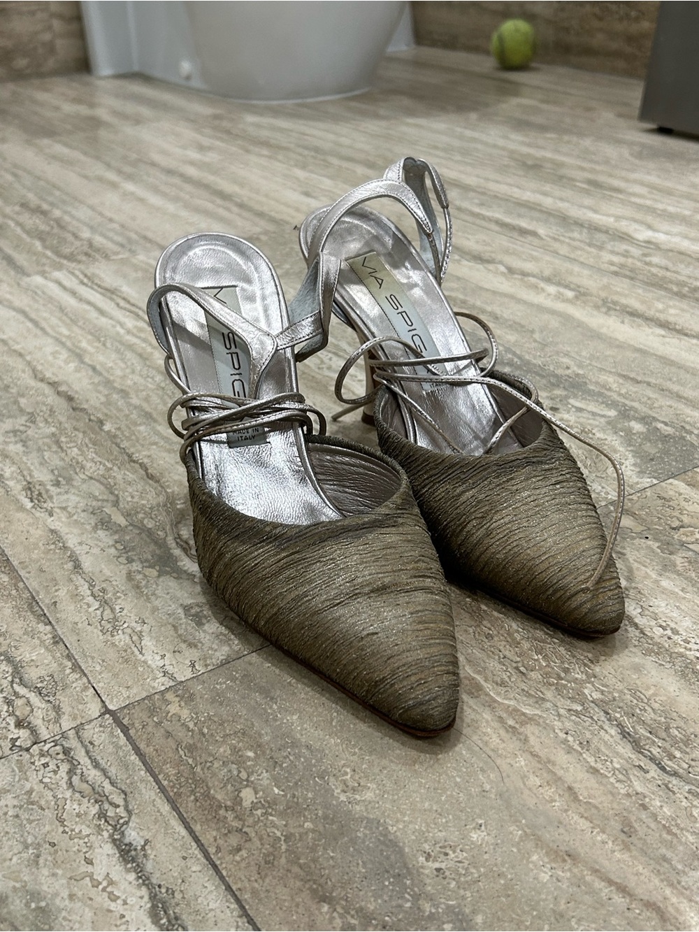 Via Spiga Metallic gold neutral Slingback Heels size 7.5